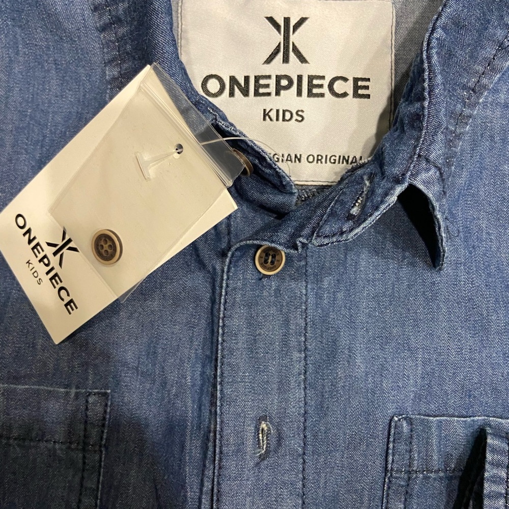 Kids ONEPIECE brand denim size 8/9 unisex